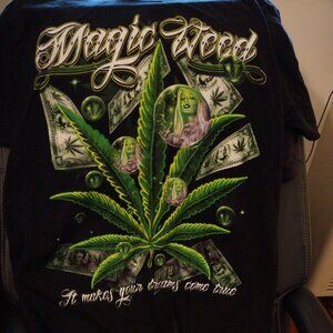 Downtown L.A. Magic Weed 420 Art Design T-shirt 2XL